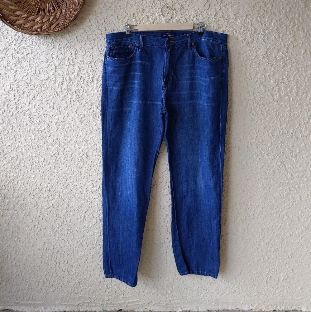 Lucky brand 363 straight leg jeans